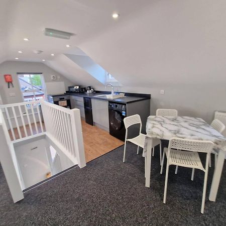 1St Floor Riverview Duplex Flat With Parking NWI Zimmer foto